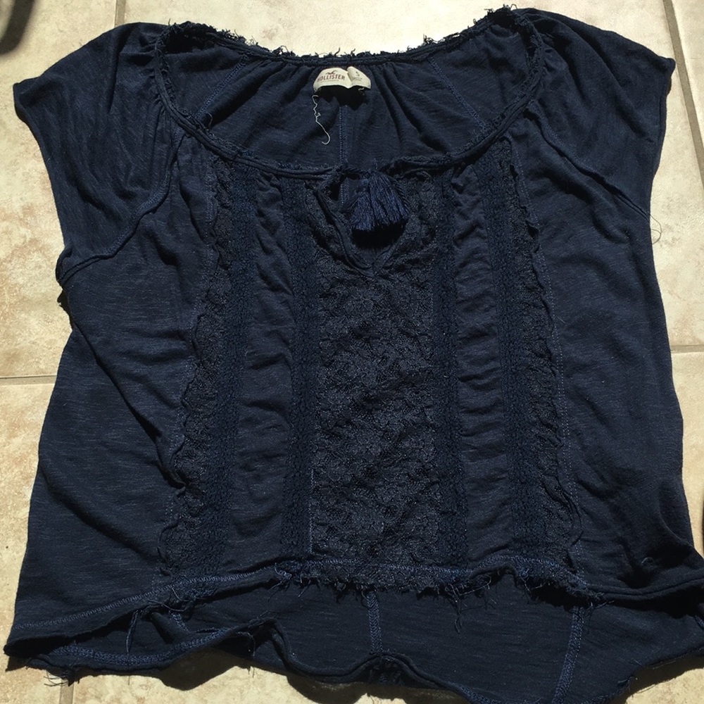 Hollister short sleeved shirt